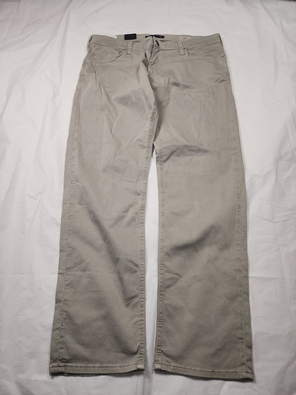 Mavy ZACH Men's Straight Leg Chino Pants Bone Color Size 38w/ 32in New!!!!